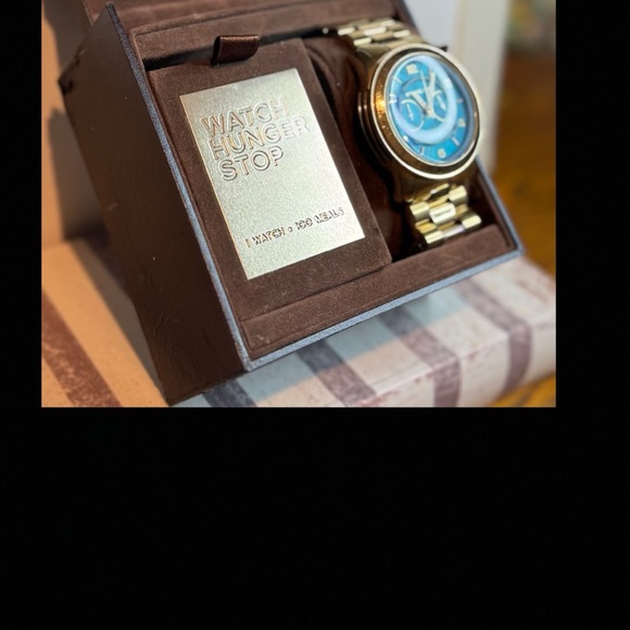 WATCH HUNGER STOP MICHAEL KORS WATCH | 1 watch = 100 meals - Picture 2 of 2